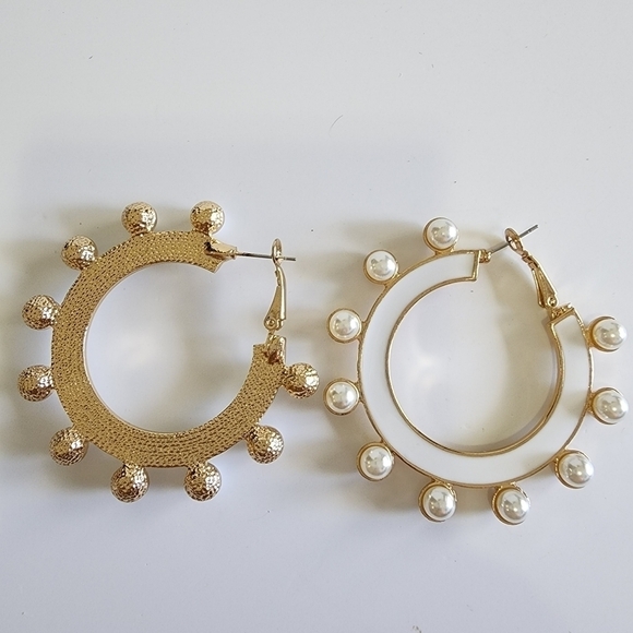NEW Pearl White Gold Enamel Hoop Earrings - Picture 4 of 8